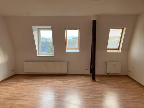 Foto - 3 Zimmer Dachgeschoßwohnung zur Miete in Zschopau