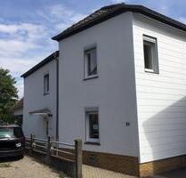 Zu vermieten: Einfamilienhaus 140m2 Garten Nebengebäude Garage - Stolberg (Rhld.) Gressenich