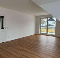 Erstbezug nach Sanierung! Großzügige 3-Zimmer-Wohnung zu vermieten! - Hameln Kernstadt