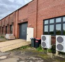Helle Lagerhalle 540 m² zu vermieten - Solingen (Kohlfurth)