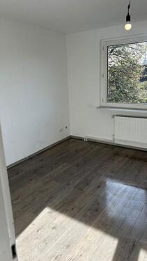 Foto - Zentrale Familiewohnung in Kaßlerfeld..