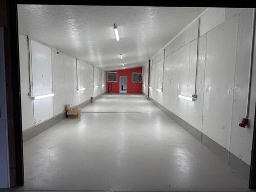 Foto - Moderne Neubau-Halle mit Büro & Außenfläche – ab April verfügbar