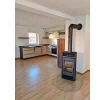 ET Wohnung - 850,00&nbsp;EUR Kaltmiete, ca.&nbsp; 100,00&nbsp;m&sup2; in Wertheim (PLZ: 97877)