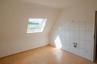 Foto - 2-Zimmer, Küche Bad - 550,00&nbsp;EUR Kaltmiete, ca.&nbsp; 74,00&nbsp;m&sup2;