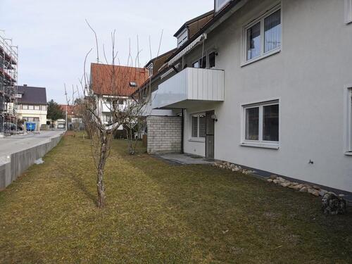 Foto - Wohnung 72qm EG mit Terrasse Carport Zeiler Strasse