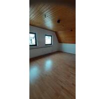 2 Zimmer Dachgeschoss Wohnung in Allersberg