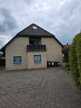 Foto - 3 Zimmer Erdgeschosswohnung - 850,00&nbsp;EUR Kaltmiete, ca.&nbsp; 90,00&nbsp;m&sup2;
