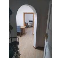 Helle 1 Zimmer Wohnung in Essenheim - Ober-Olm