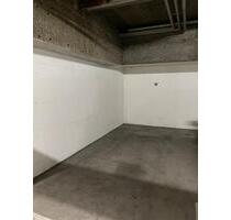 Tiefgaragenstellplatz zu Vermieten - Böblingen