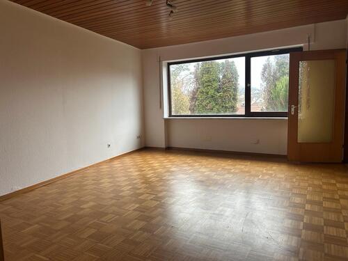 Foto - Arbeitszimmer mit WC und Waschbecken in Maulbronn zu vermieten