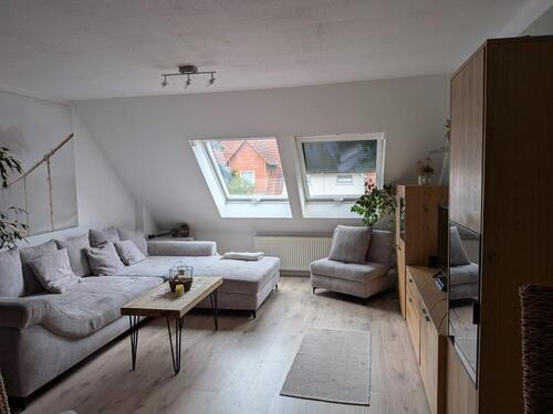 Foto - Charmante 3-Zimmer-Dachgeschosswohnung mit ausgebauter Nutzfläche