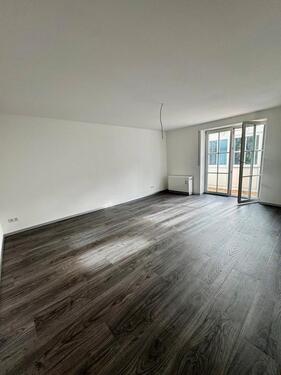 Foto - Schöne 4-Zimmer-Wohnung mit Wintergarten in Passau zu vermieten.