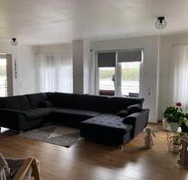 Moderne 3-Zimmer-Wohnung mit Balkon in einzigartiger Architektur - Bornheim