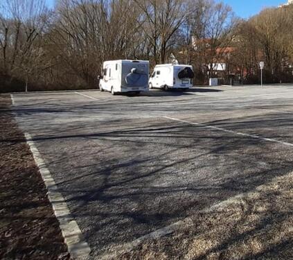 Foto - Stellplätze Caravan LKW PKW Lager Fläche zu vermieten