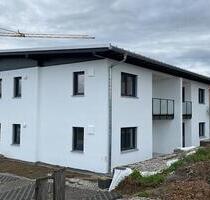 4 - Zimmer Wohnung im Doppelhaus mit Balkon in Südausrichtung - Aicha vorm Wald