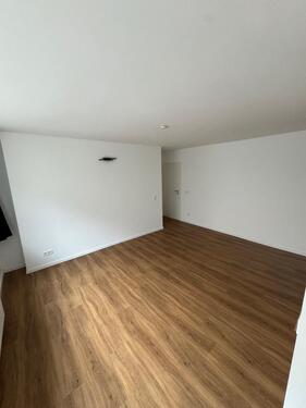 Foto - 1 Zimmer Erdgeschoßwohnung zur Miete in Stuttgart