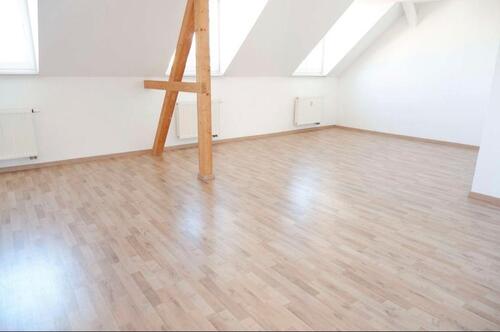 Foto - 4 Zimmer Dachgeschoßwohnung zum Kaufen in Chemnitz