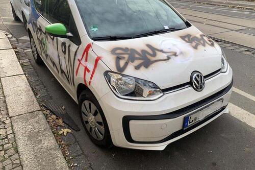 Foto - Auto-Stellplatz in Lindenau - 50,00&nbsp;EUR Miete,