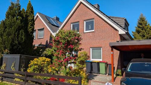 Foto - Familienidyll in ruhiger Lage (Haus courtagefrei, Energie A)
