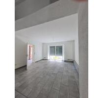 Schöne 5,5Zimmer Wohnung DHH im Herzen von Schnaittach