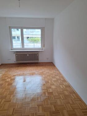 Foto - 3 Zimmer Erdgeschoßwohnung zur Miete in Frankfurt am Main
