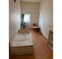 Montage Zimmer in dingolfing - 400,00&nbsp;EUR Kaltmiete, ca.&nbsp; 20,00&nbsp;m&sup2; in Dingolfing (PLZ: 84130)
