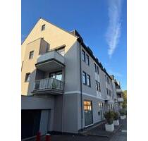 Schöne möblierte 2-Zimmer Wohnung in D`Gerresheim mit Balkon - Düsseldorf Stadtbezirk 7