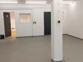 Foto - Gewerbehalle Lagerhalle Halle Büro WC