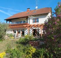 Exklusives Landhaus in traumhafter Süd-Allein-Lage im Grünen - Großerlach