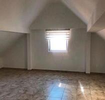 Dachgeschosswohnung 2,5 Zimmer , 65 qm zu vermieten - Elsenfeld