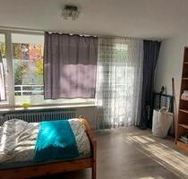 Möblierte 1-Zimmer-Wohnung in Freiburg - befristet Mai bis August - Freiburg im Breisgau Brühl