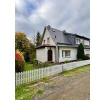 Gemütliches EinfamilienhausDoppelhaushälfte in Tambach-Dietharz