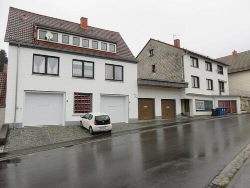 Foto - 2 Massivhäuser, Garage, 413 + 118 qm Vermiet-, 800 qm Grundfläche