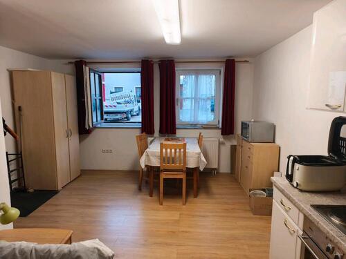 Foto - 1 Zimmerwohnung + Badezimmer - 430,00&nbsp;EUR Kaltmiete, ca.&nbsp; 28,00&nbsp;m&sup2;