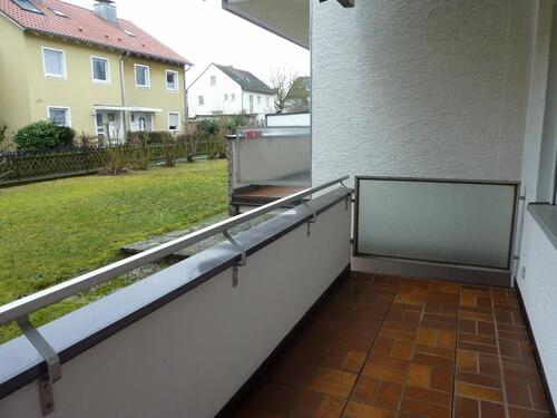 Foto - Top 2 Zimmer Wohnung mit Balkon *** neu renoviert ***