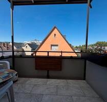 Schönes 1 Zimmer Apartment für den Single mit Balkon & Einbauküche - Würzburg Heuchelhof
