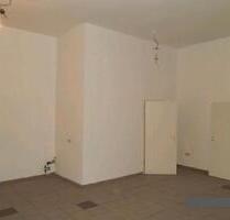 Ladenlokal - 1.000,00 EUR Kaltmiete, in Lingenfeld (PLZ: 67360)