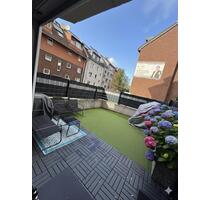 4,5-Zimmer-Erdgeschosswohnung mit Terrasse & 2 Stellplätzen - Duisburg Rheinhausen