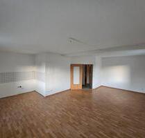 53 m2 Wohnung im 2. OG auf der Barmerstraße 28 in Remscheid 53 m2 Wohnung im 2. OG auf der Barmerstraße 28 in Remscheid