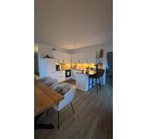 Stilvolle Penthousewohnung mit exklusiver Küche am Klinikum - Oldenburg Kreyenbrück