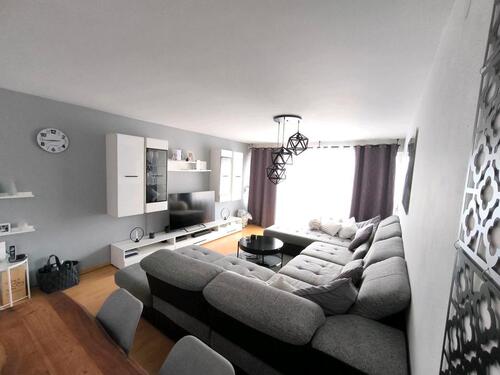 Foto - Helle 3- Zimmer Wohnung mit Balkon und TG Stellplatz in Stetten