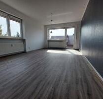 Helle 2-Zimmer-Wohnung mit 2 Balkonen, provisionsfrei, Nbg.-Katzw - Nürnberg Holzheim