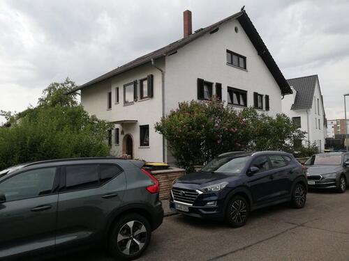 Foto - Mehrfamilienhaus mit Garage und Stellplatz