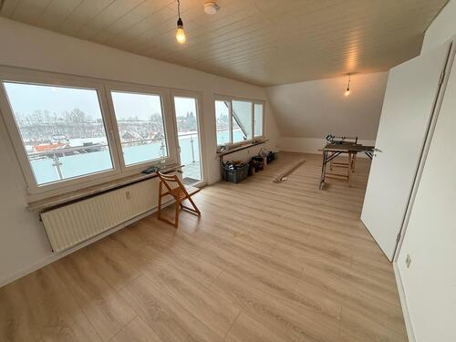 Foto - Neu renovierte 3 Zimmer 90 qm Wohnung zu vermieten in Windhausen