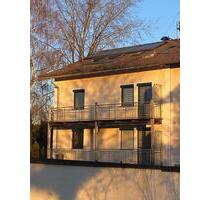 Sonnige, geräumige 3-Zimmer-Wohnung mit West-Balkon - Vogtareuth