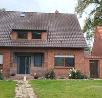 2 Familienhaus zu vermieten - 1.500,00 EUR Kaltmiete, in Stolzenau (PLZ: 31592)