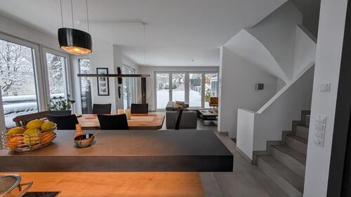 Foto - Neuwertiges REH am Stadtrand, hier trifft Luxus auf Moderne