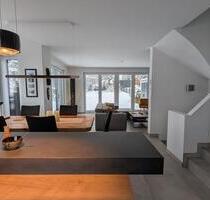 Neuwertiges REH am Stadtrand, hier trifft Luxus auf Moderne - Kassel Harleshausen