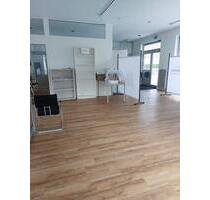 Multifunktionales Gewerbeobjekt in Kiel E`hagen zu vermieten