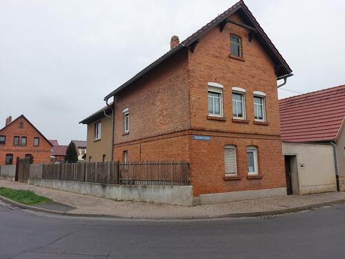 Foto - Sanierungsbedürftiges Haus in Niederroßla
